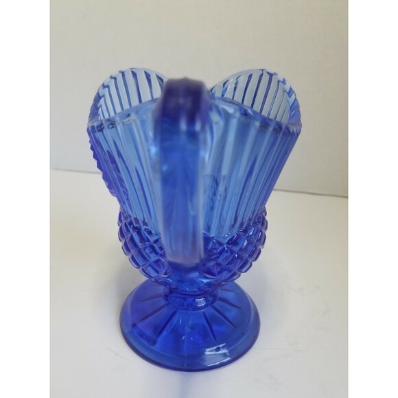 Vintage Avon Blue Fostoria Mt Vernon Glass Creamer 5"×3" - Picture 10 of 11